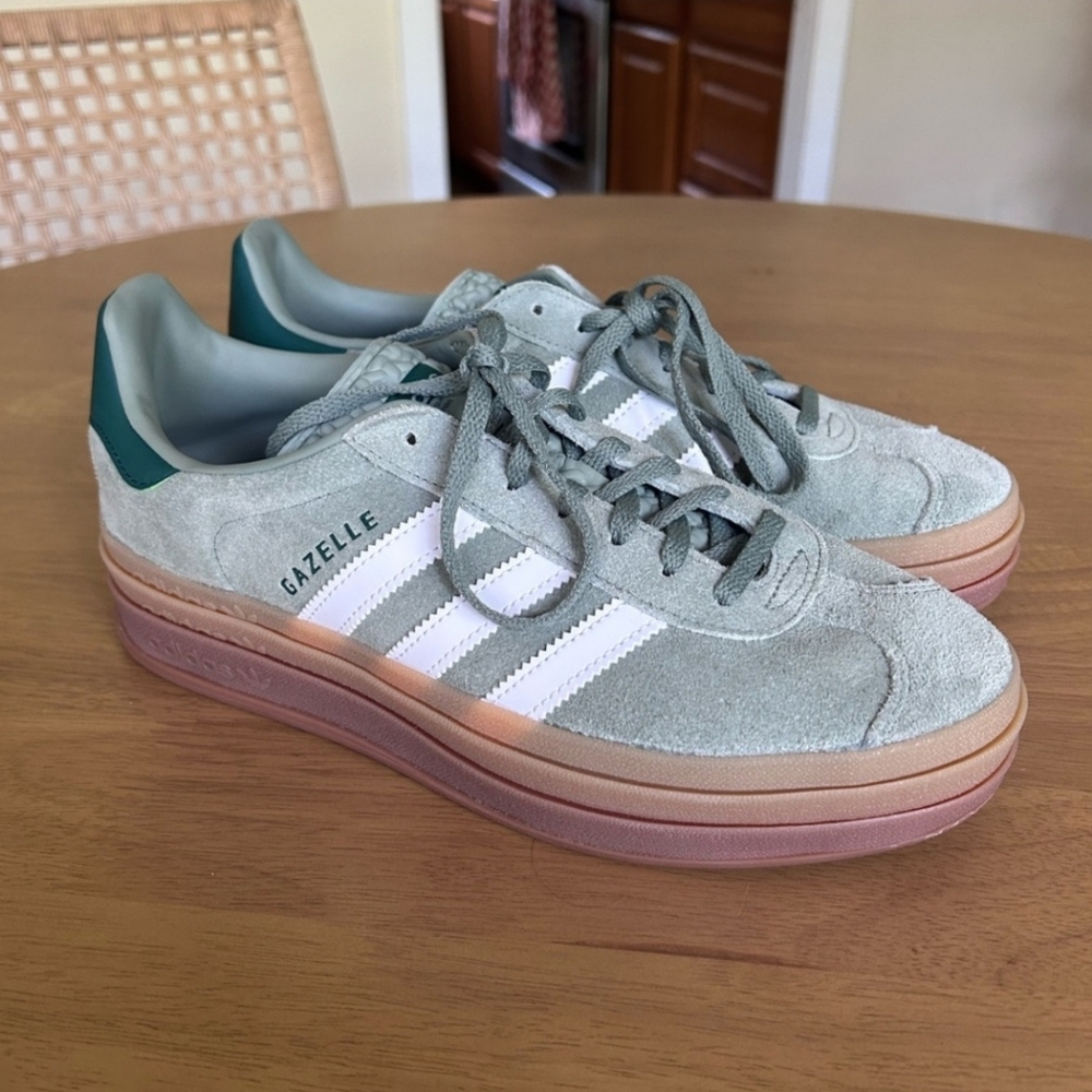 Women’s Adidas Gazelle Bold // Silver Green Gum // Size 9